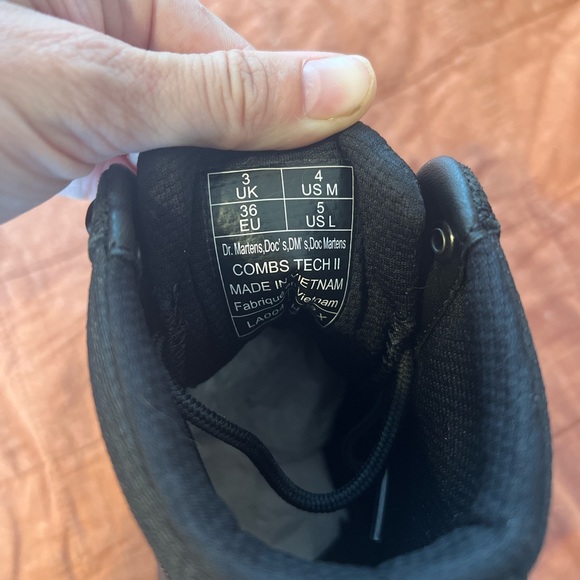 Dr.Martens Combs Tech II combat lace up boots. Brand new never worn! - Picture 2 of 4